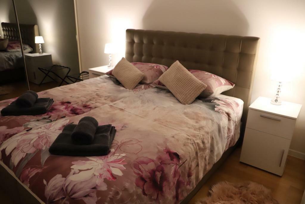 Apartment Queen Zagreb Buitenkant foto
